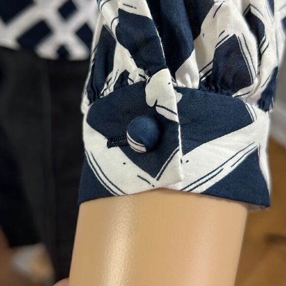 Vineyard Vines Lattice Pattern Top XS - Picture 6 of 6